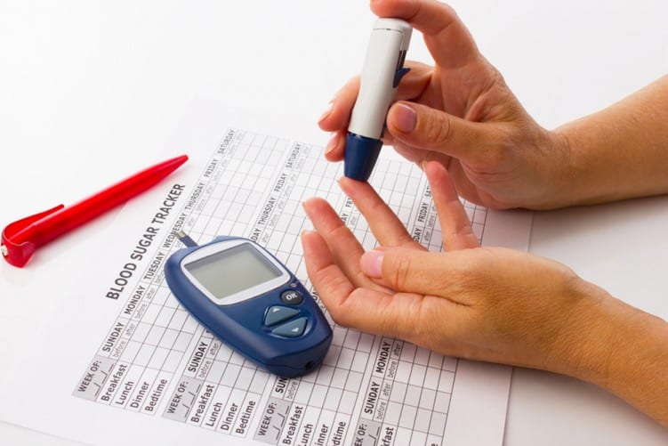 How to test your blood glucose levels at home