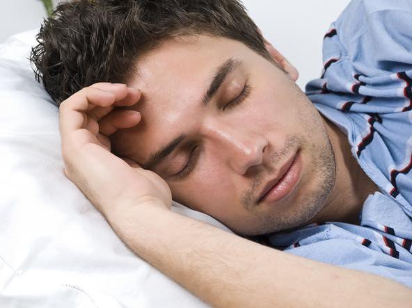 Soaked pillow? Heres why you sweat (so much) at night ...