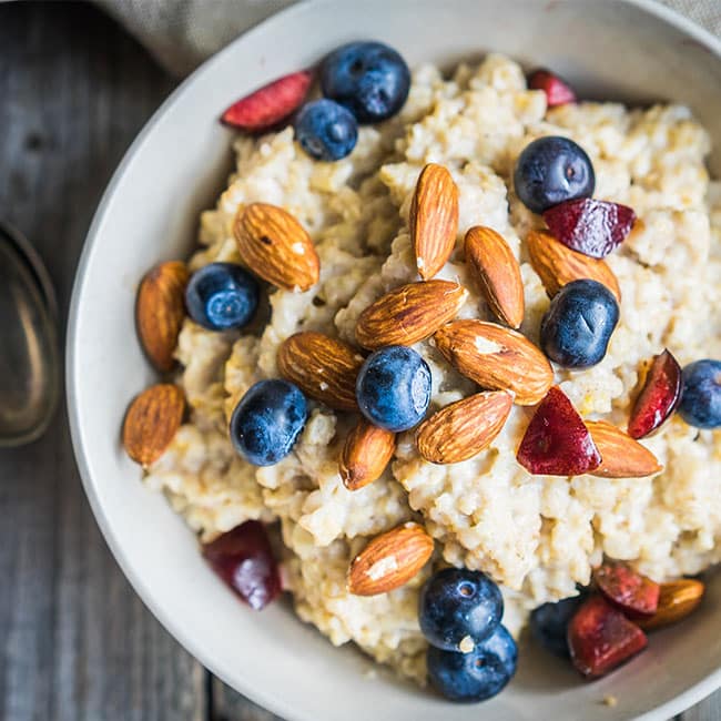 The One Ingredient You Should Never Add To Your Oatmeal Because It ...